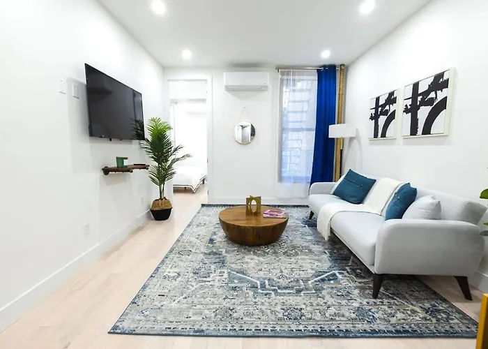 317-3D New Modern 1Br W&D