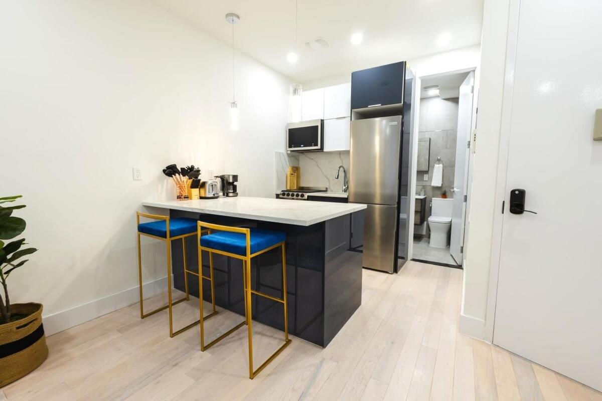 Apartment 317-3d New Modern 1br W&d