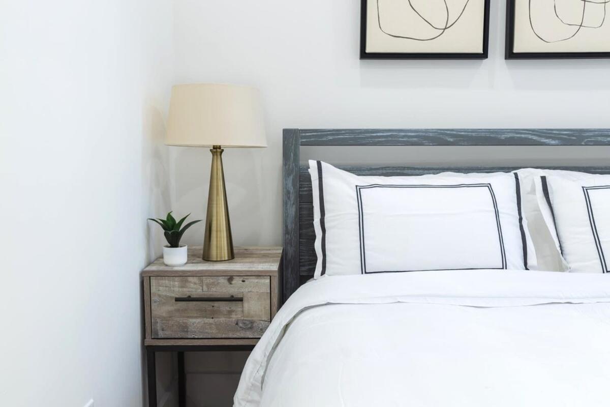 317-3d New Modern 1br W&d New York